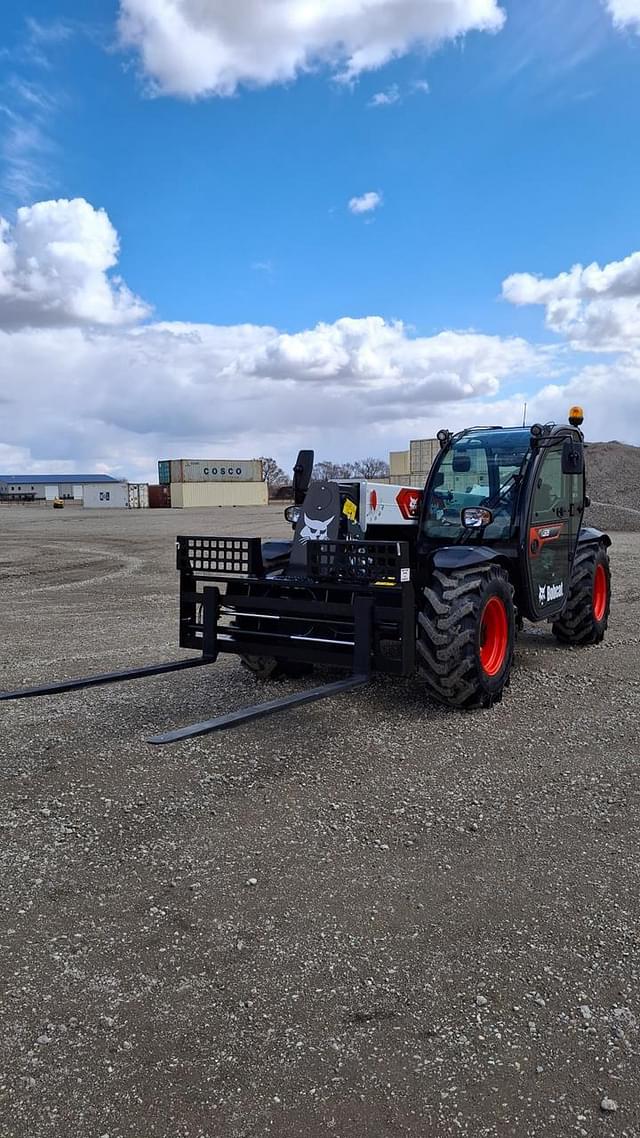 Image of Bobcat TL619 equipment image 1