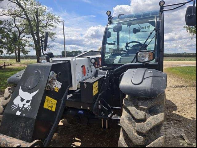 Image of Bobcat TL723 equipment image 4