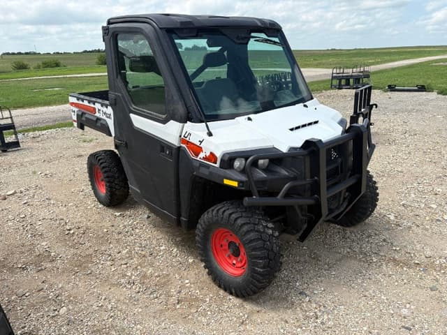Image of Bobcat UV34 equipment image 1