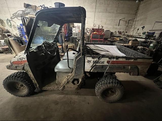 Image of Bobcat UV34 equipment image 1