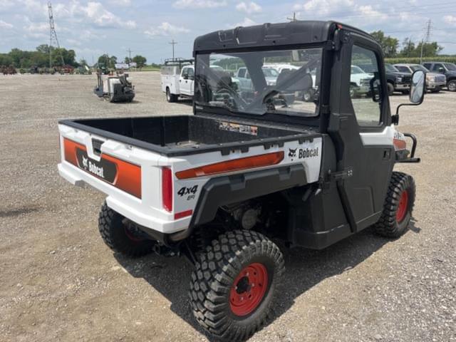Image of Bobcat UV34 equipment image 2