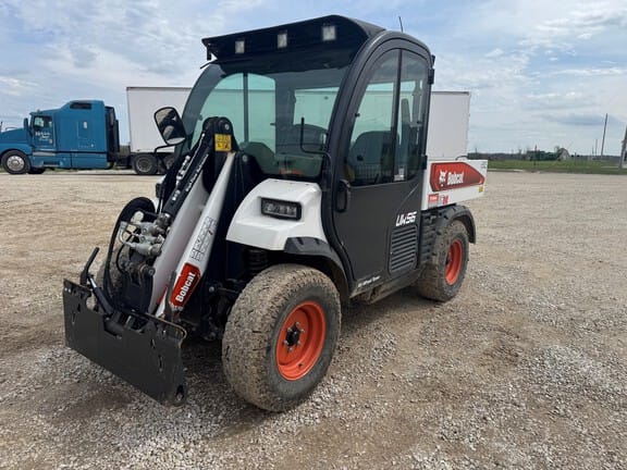 2023 Bobcat UW56 Equipment Image0