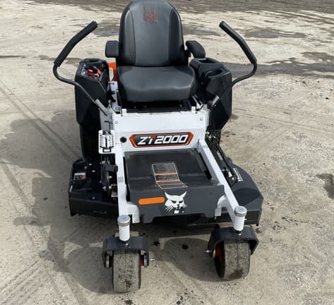 Image of Bobcat ZT2000 equipment image 1