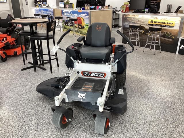 Image of Bobcat ZT2042 equipment image 3