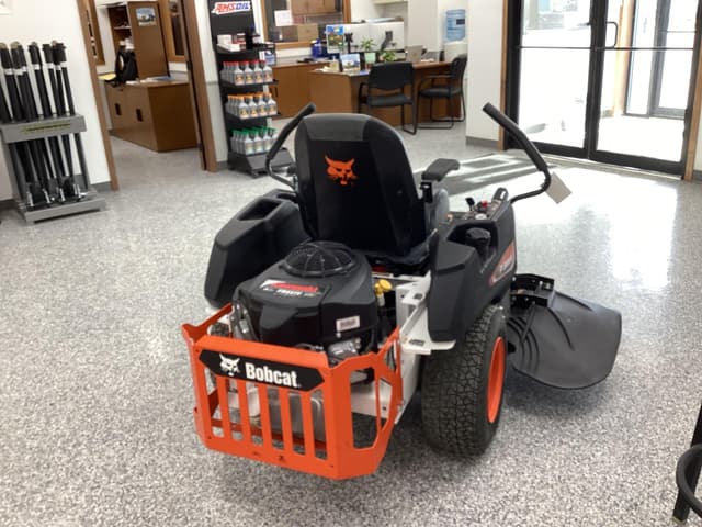 Image of Bobcat ZT2042 equipment image 4
