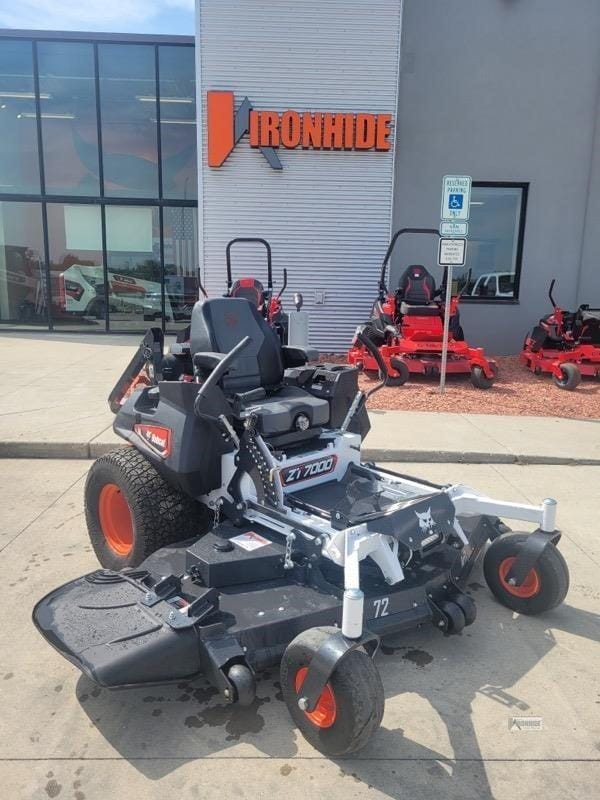 2023 Bobcat ZT7000 Equipment Image0