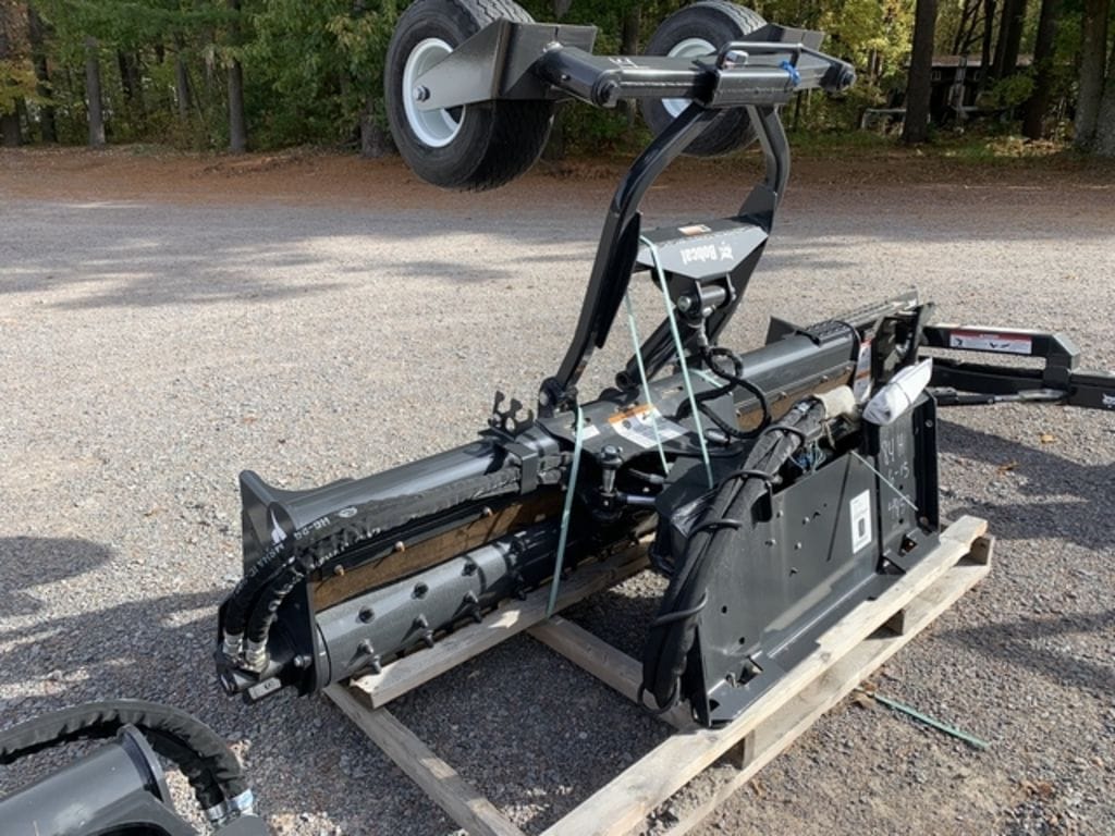 Main image Bobcat 84SCH