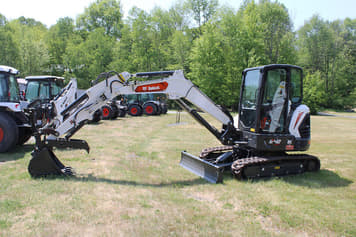 Main image Bobcat E42