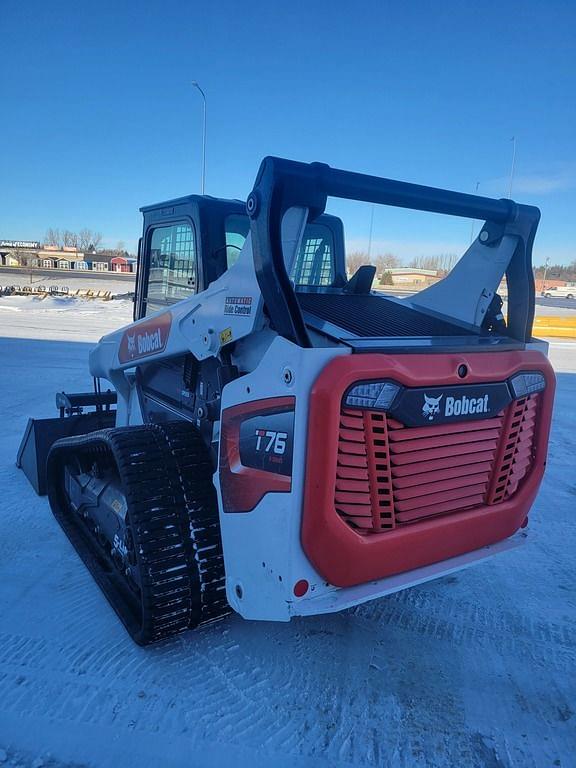 Image of Bobcat T76 equipment image 2