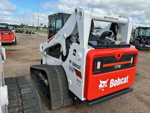 Image of Bobcat T770 equipment image 2