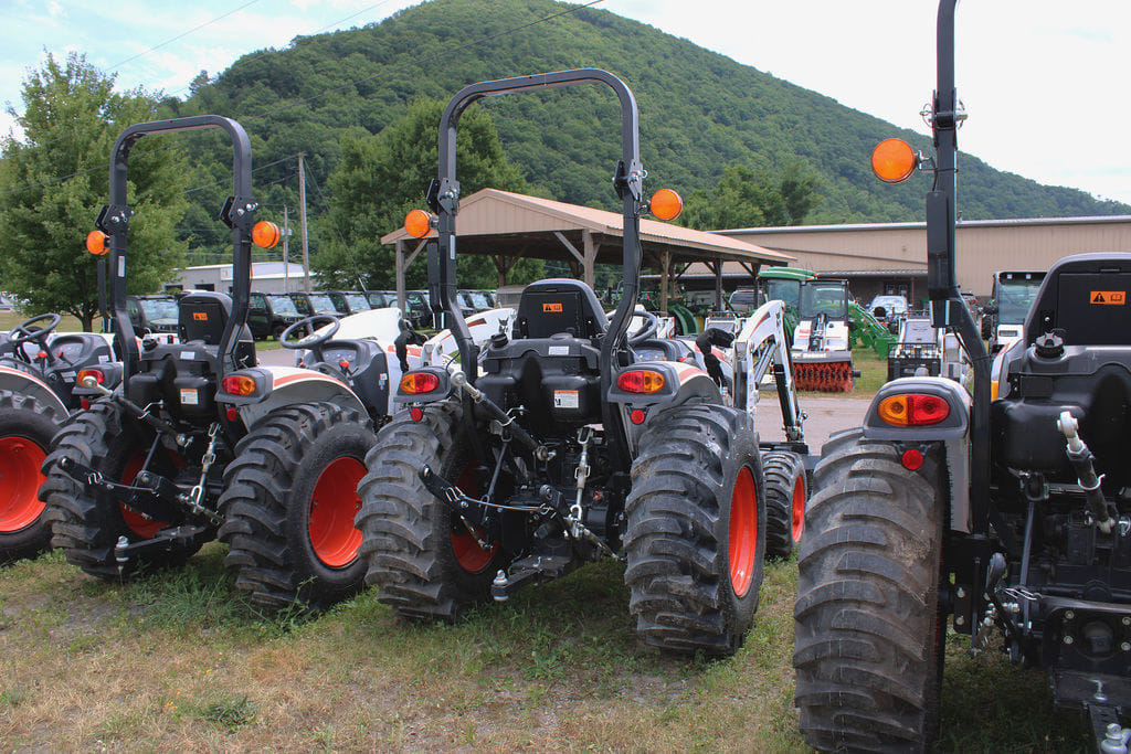 2023 Bobcat CT2035 Equipment Image0