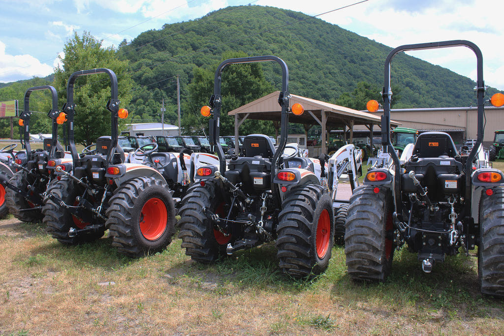 2023 Bobcat CT2035 Equipment Image0