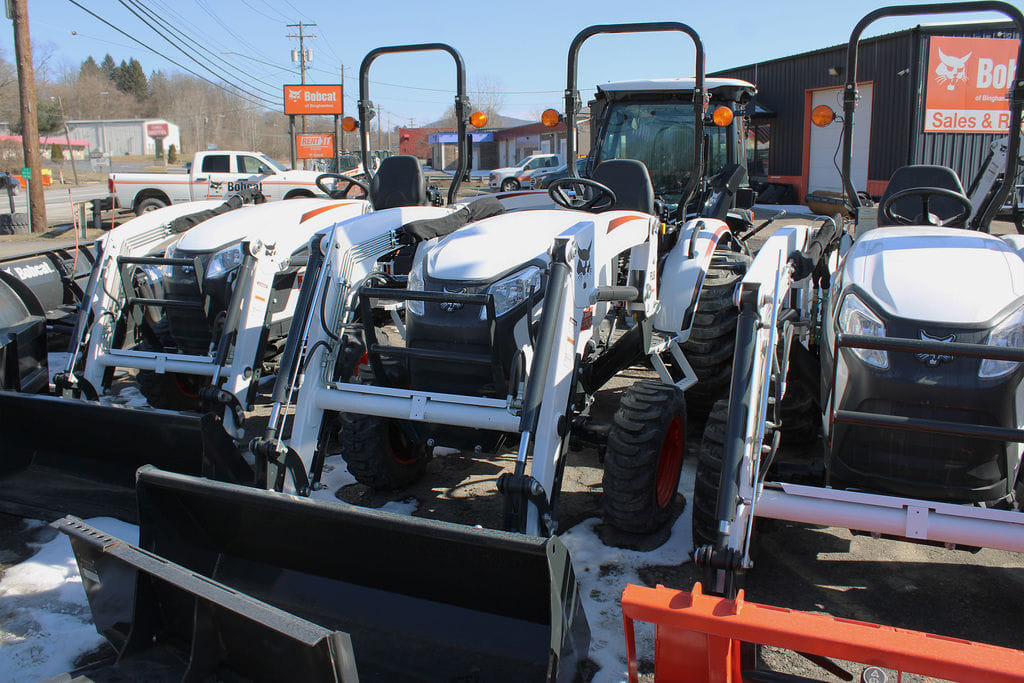 2023 Bobcat CT2040 Equipment Image0