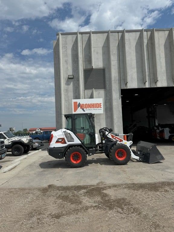 Image of Bobcat L85 equipment image 1