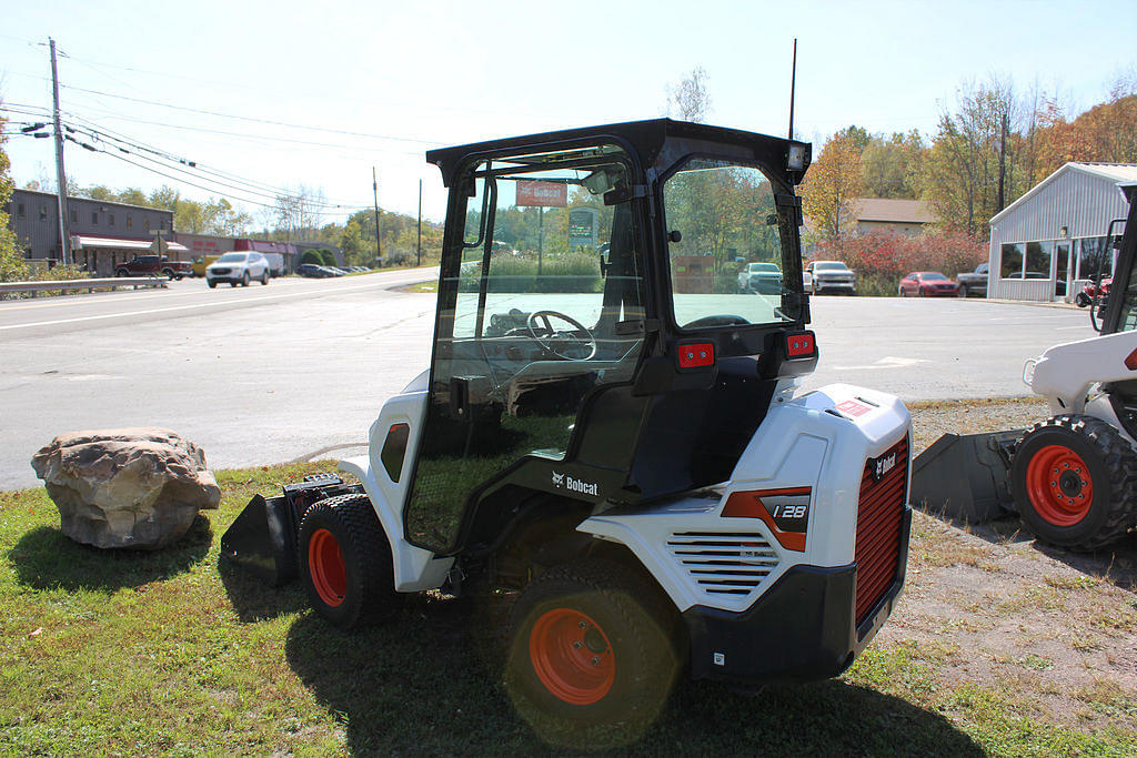 Image of Bobcat L28 Image 1