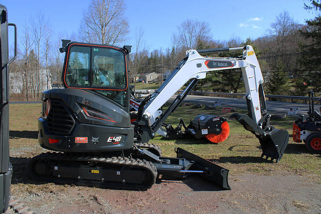 Image of Bobcat E48 Platinum equipment image 4