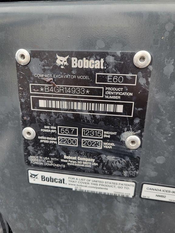 Image of Bobcat E60 equipment image 4