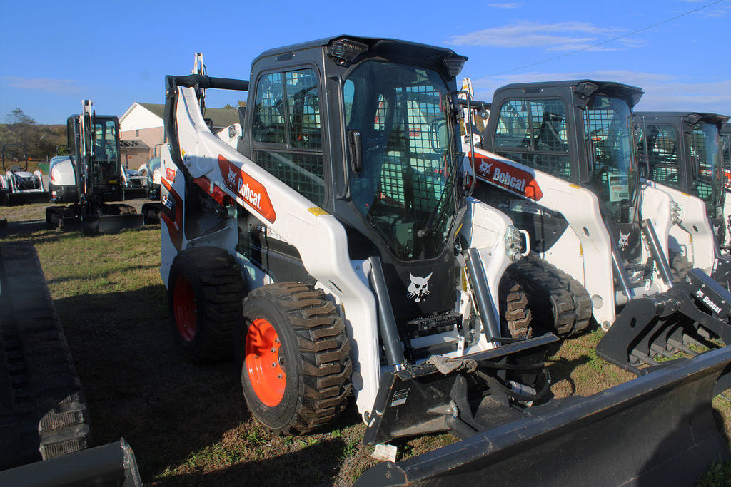 Main image Bobcat S66