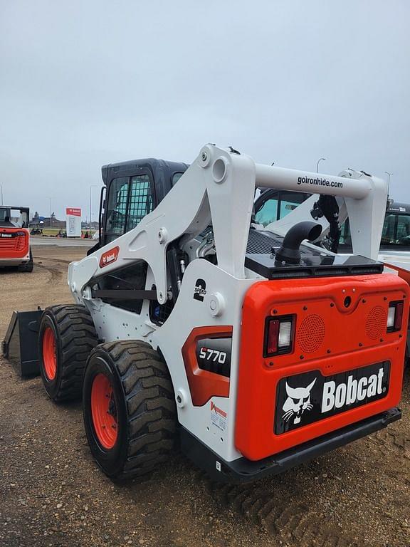 Image of Bobcat S770 equipment image 3