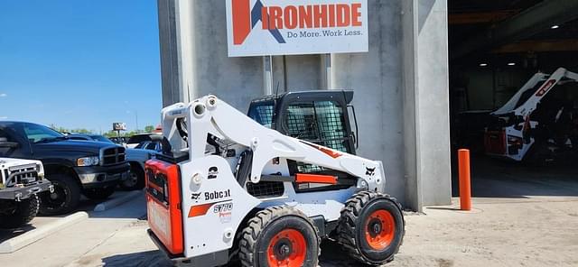 Image of Bobcat S770 equipment image 3