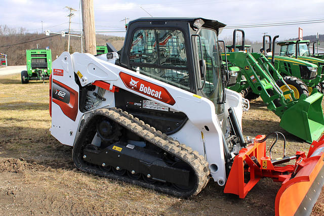 Image of Bobcat T62 equipment image 2