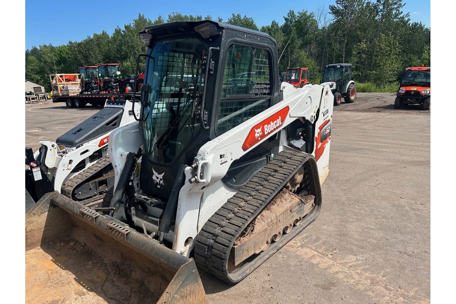 2023 Bobcat T62 Equipment Image0