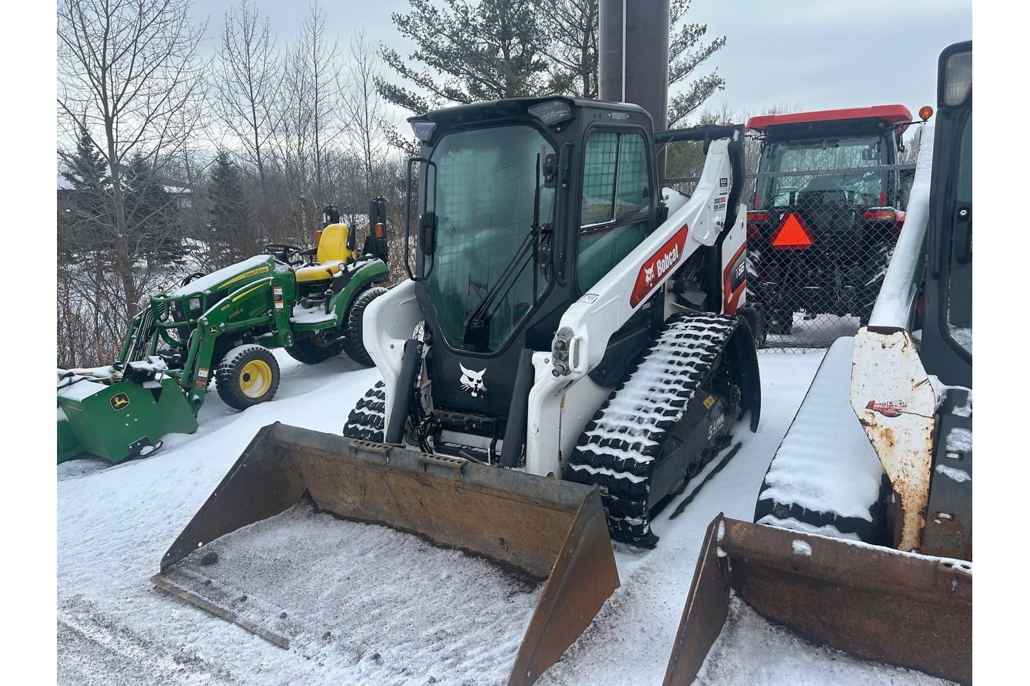 2023 Bobcat T66 Equipment Image0