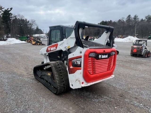 Image of Bobcat T76 equipment image 4