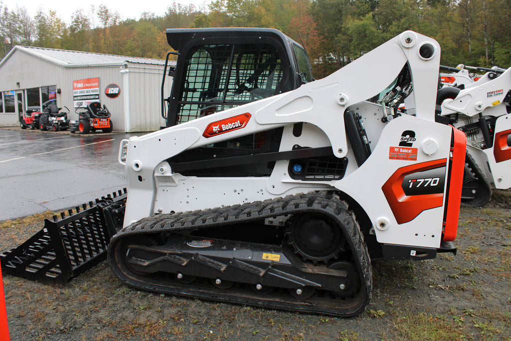 Main image Bobcat T770