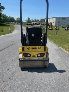 Image of Bomag BW100ADM-5 equipment image 4