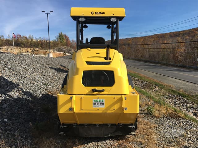 Image of Bomag BW11RH-5 equipment image 4