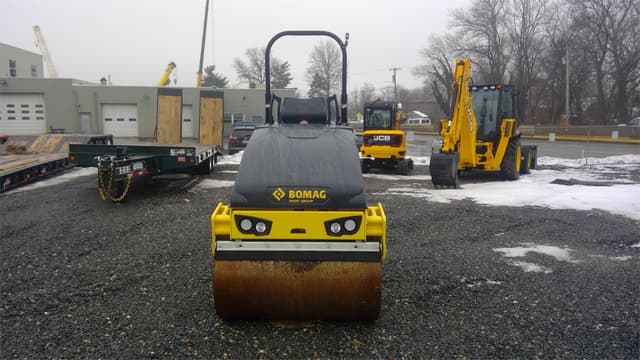 Image of Bomag BW120AD-5 equipment image 3