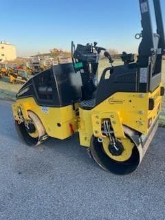 Image of Bomag BW120AD-5 equipment image 2