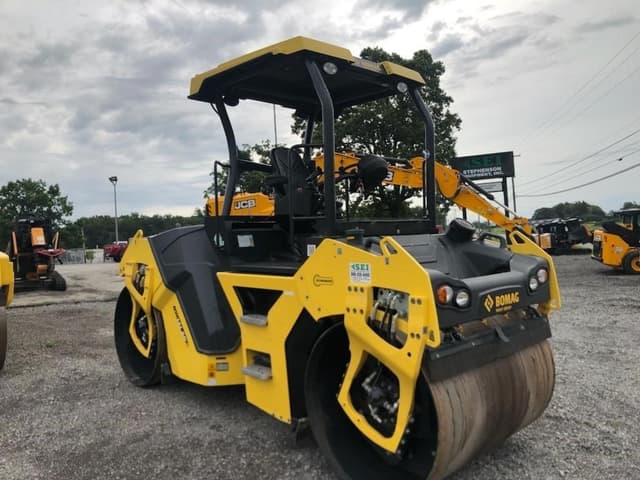 Image of Bomag BW141AD-5 equipment image 2