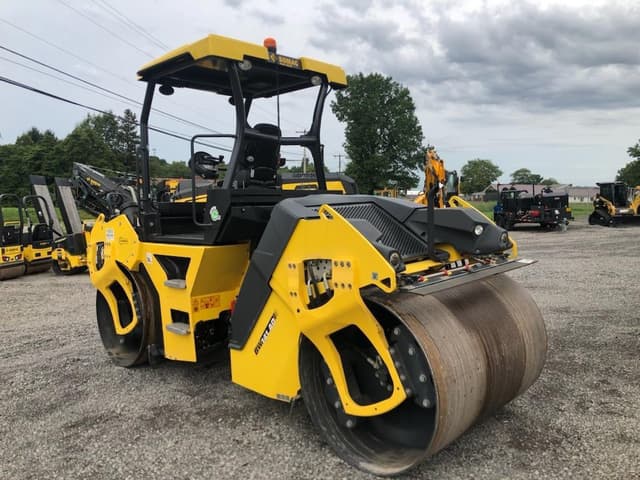 Image of Bomag BW141AD-5 equipment image 4