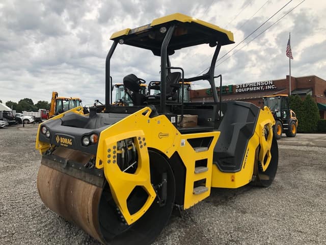 Image of Bomag BW161AD-5 equipment image 4