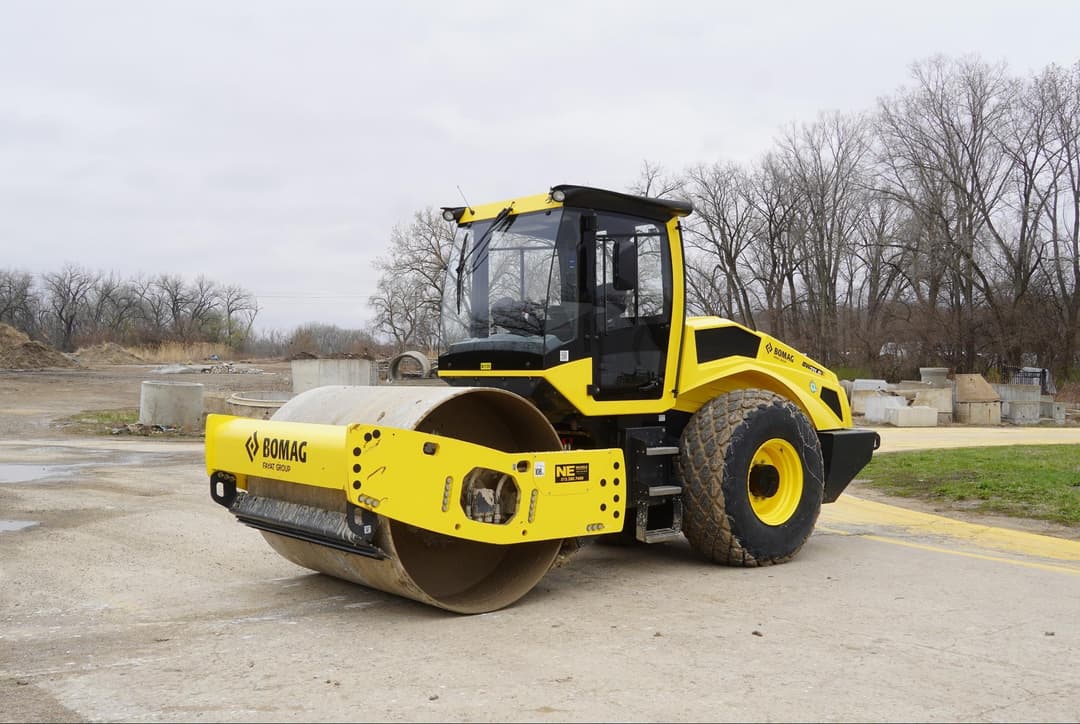 Image of Bomag BW211D-5 Primary image