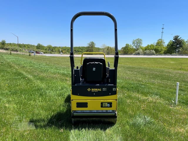 Image of Bomag BW900-50 equipment image 3
