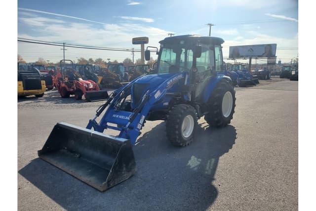 Image of New Holland Boomer 50 equipment image 3