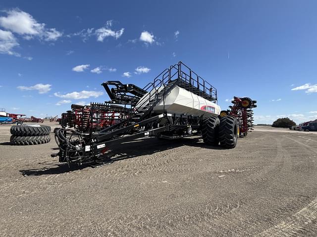 Image of Bourgault 3335 equipment image 1