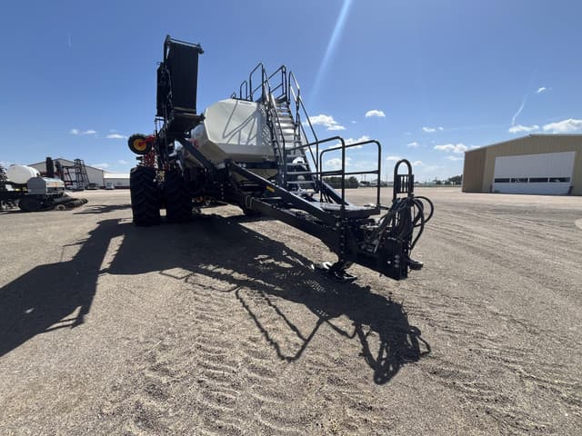 Image of Bourgault 3335-66 equipment image 3
