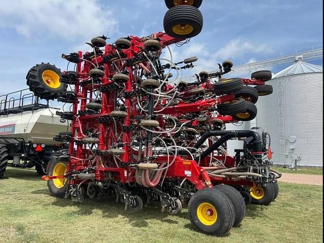 Image of Bourgault 3335 equipment image 4