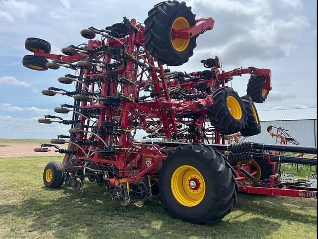 Image of Bourgault 3335 equipment image 2