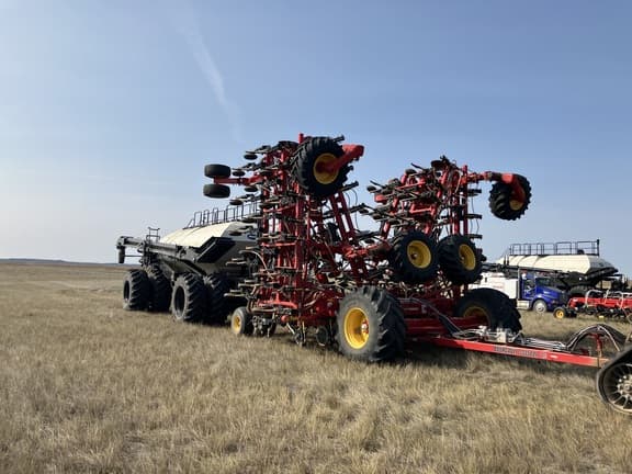 Image of Bourgault 3335-76 equipment image 2