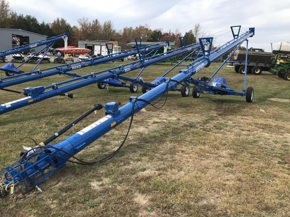 2023 Brandt 1052 Equipment Image0