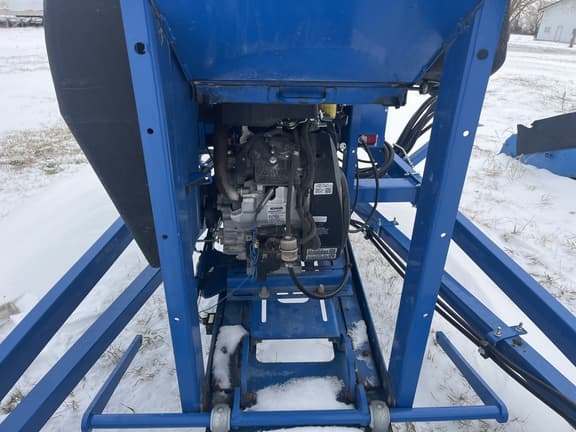 Image of Brandt GrainBelt 1547LP equipment image 4