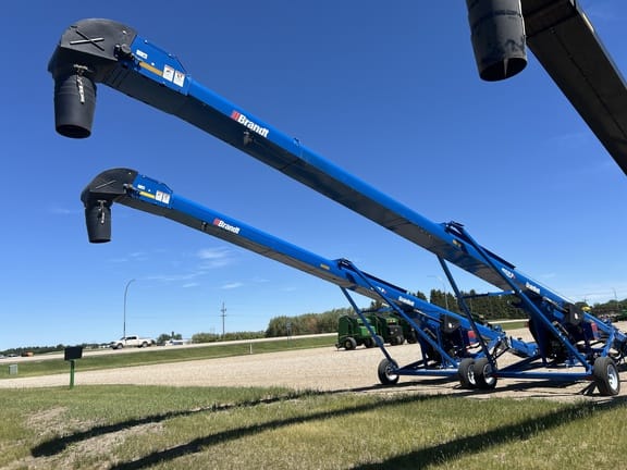 2023 Brandt 1552LP+ Equipment Image0