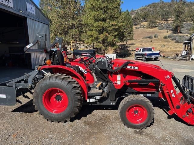 2023 Branson 3015H Equipment Image0