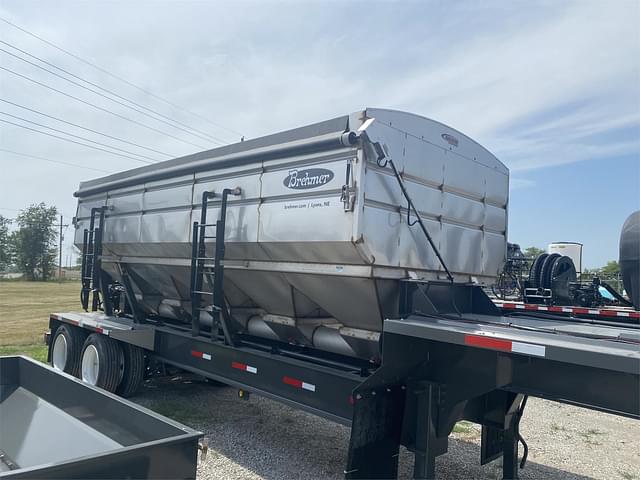 Image of Brehmer Fertilizer Tender equipment image 4