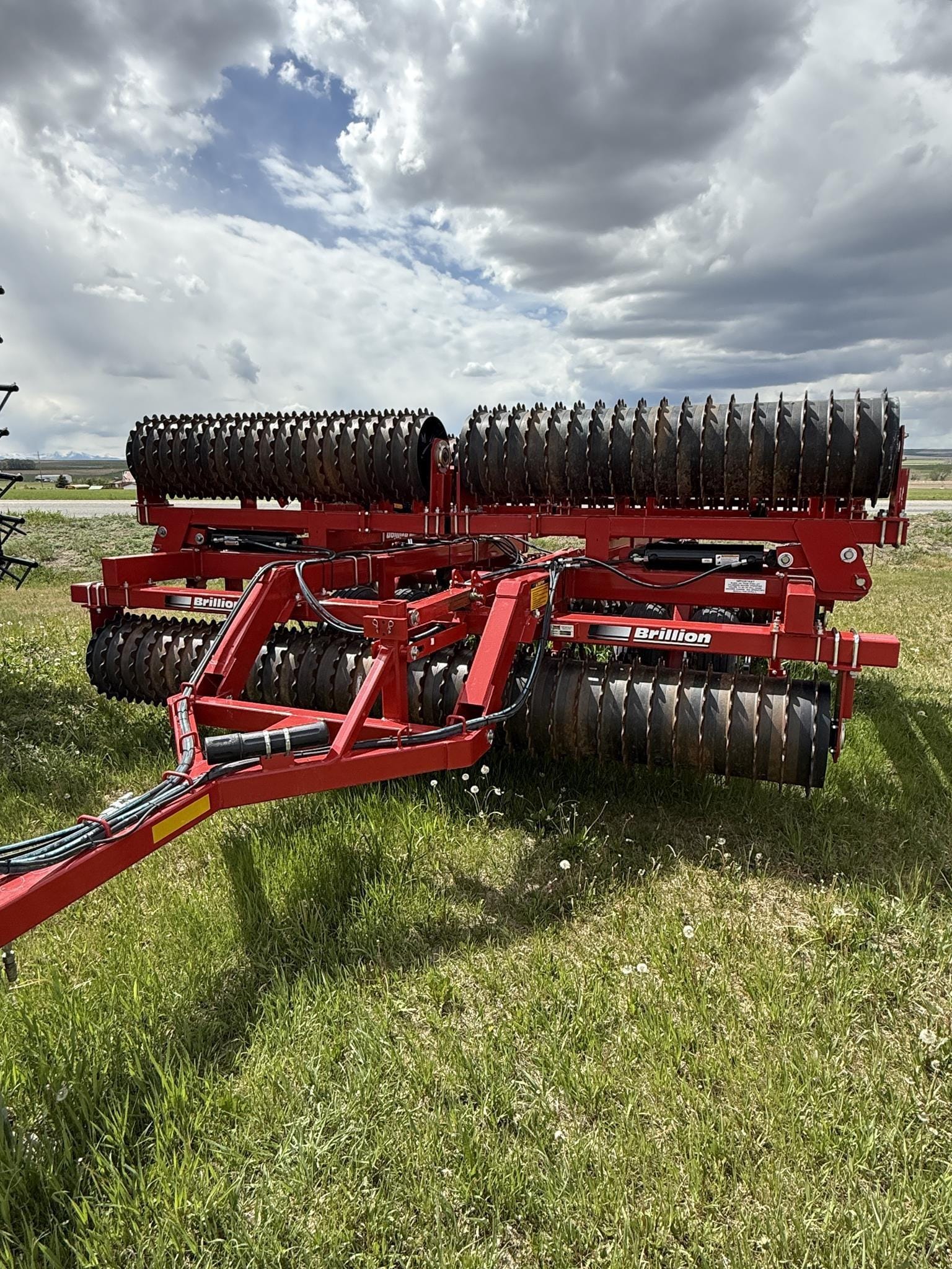 2023 Brillion WLS3003 Equipment Image0